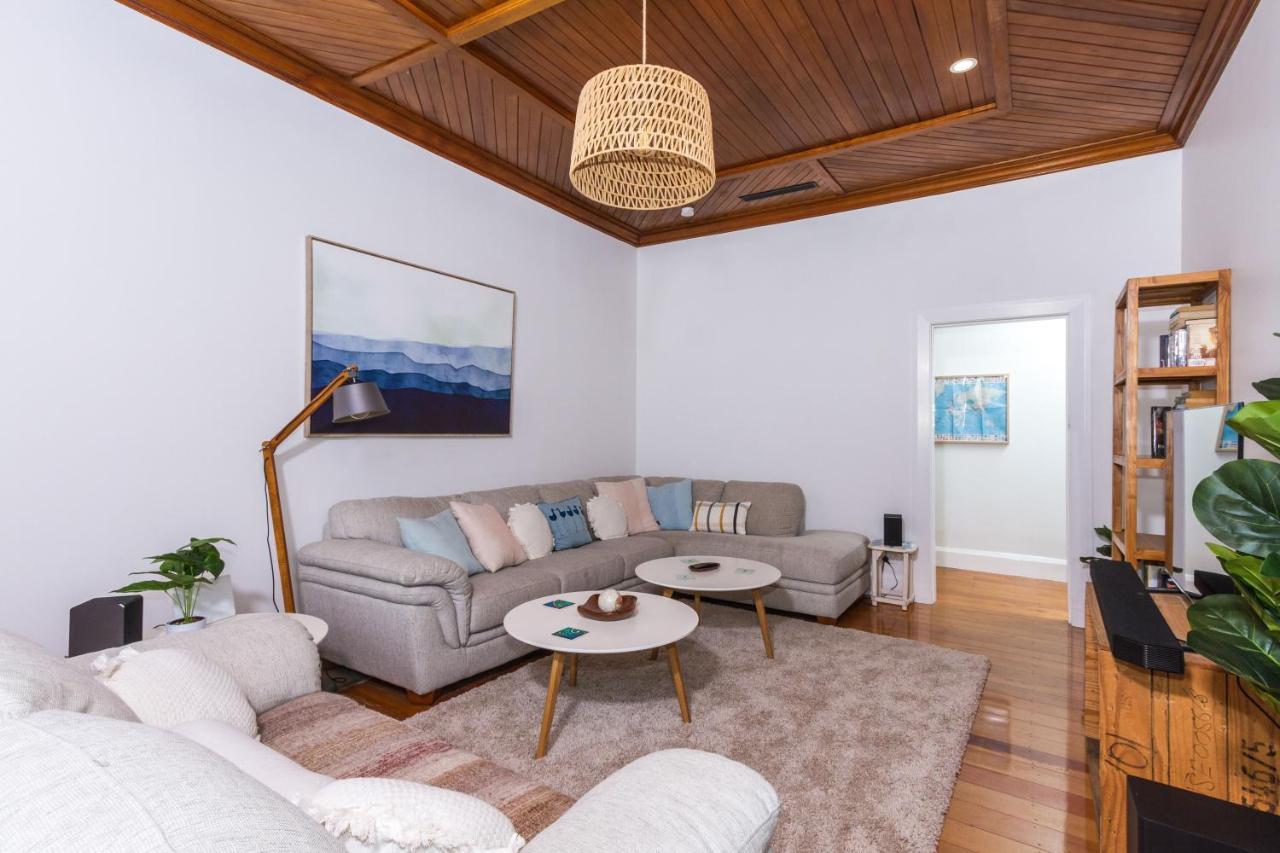 Corokia Villa Richmond Extérieur photo